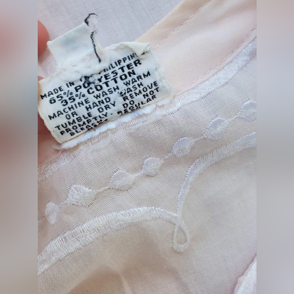 VTG Merlee Crochet Embroideries Floral Traditional Medium Top Blouse Semi-Sheer - Picture 4 of 11